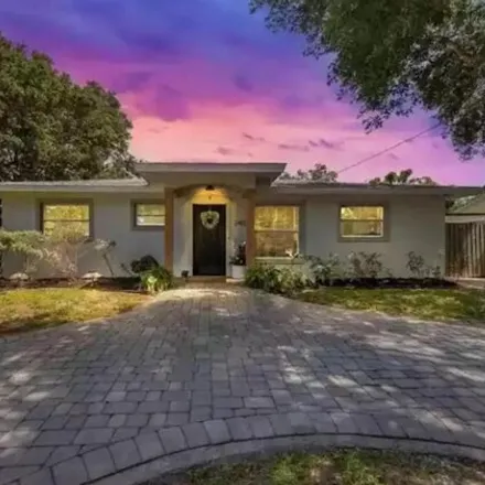 Buy this 3 bed house on 899 South Shade Avenue in Sarasota, FL 34237