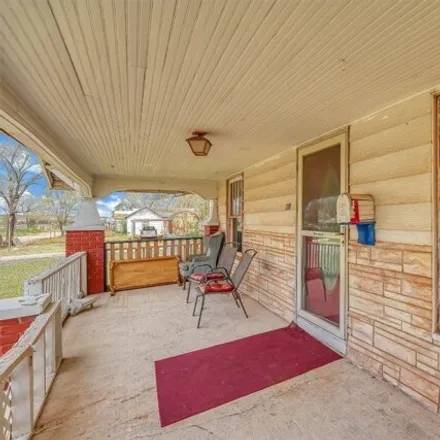 Image 4 - 223 3rd Street, Cheyenne, Roger Mills County, OK 73628, USA - House for sale