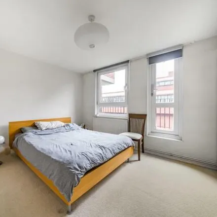 Buy this 1 bed apartment on Ealing in Hammersmith and West London College, St Paul's Court