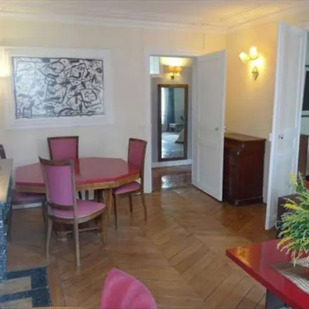 Image 2 - 9 Rue Germain Pilon, 75018 Paris, France - Apartment for rent