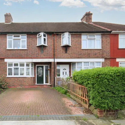Buy this 3 bed townhouse on Beresford Avenue in London, HA0 1NW