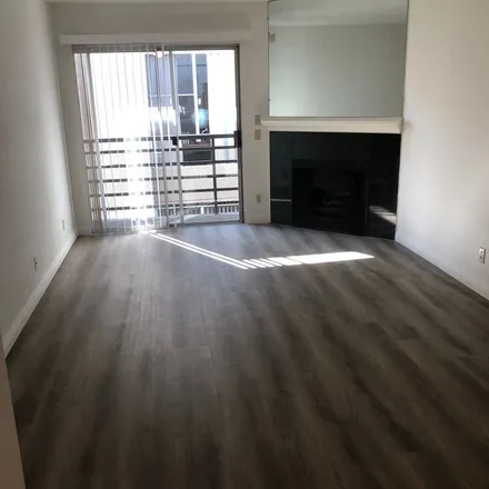 Image 4 - 1266 North Cherokee Avenue, Los Angeles, CA 90038, USA - Apartment for rent