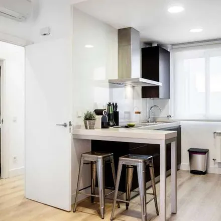 Rent this 2 bed apartment on Hijas de la Caridad de San Vicente de Paúl in Calle de Alonso Cano, 28010 Madrid
