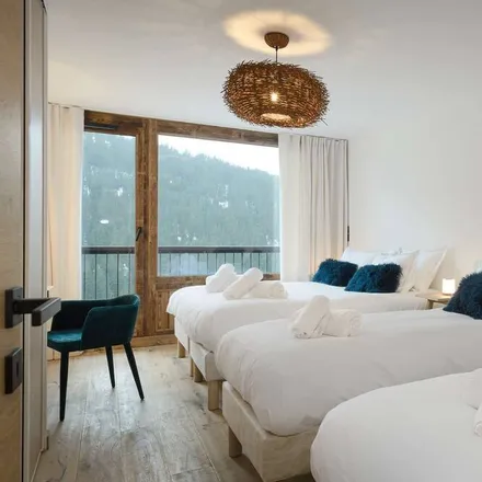 Rent this 3 bed apartment on 73120 Courchevel