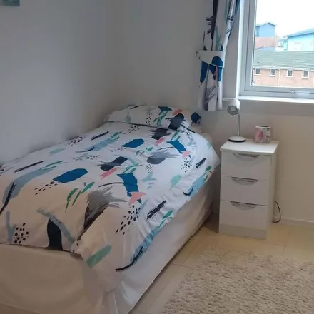 Rent this 3 bed apartment on Llanelli in SA15 2LL, United Kingdom