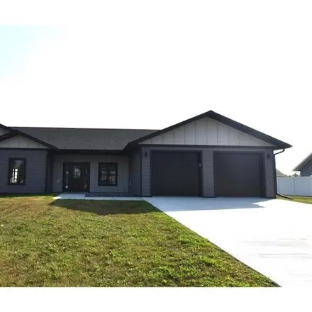 Buy this 3 bed house on 574 Lincoln Street Southeast in Warroad, Roseau County