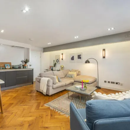 Image 4 - 700, Tannery Square, London, SE1 3BD, United Kingdom - Apartment for sale