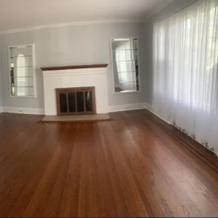 Image 2 - Monmouth University, 400 Cedar Avenue, West Long Branch, Monmouth County, NJ 07764, USA - House for rent