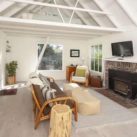 Rent this 2 bed house on Stinson Beach in CA, 94970