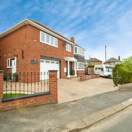Buy this 4 bed house on March Vale Rise in Conisbrough, DN12 2EW