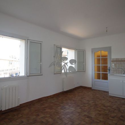 Rent this 2 bed apartment on Piolenc in 84420 Piolenc, France