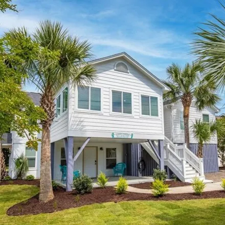 Buy this 6 bed house on 2612 Cameron Boulevard in Isle of Palms, Charleston County