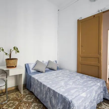 Image 8 - Carrer de Verdi, 54, 08012 Barcelona, Spain - Apartment for rent