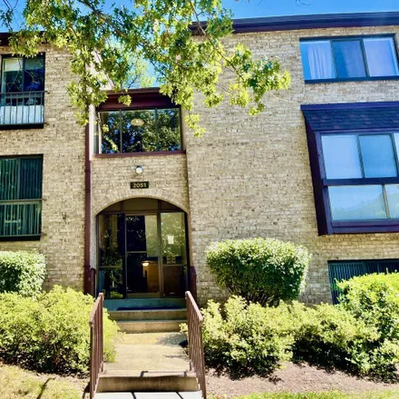 Buy this 1 bed condo on 2051 Royal Fern Court in Reston, VA 20191