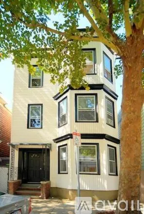 Rent this 3 bed apartment on 224 Chelsea St