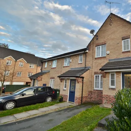 Rent this 3 bed townhouse on Brandon Way Crescent in Leeds, LS7 4AD