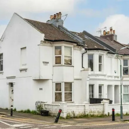 Buy this 2 bed townhouse on Westbourne Street in Portland Road, Hove
