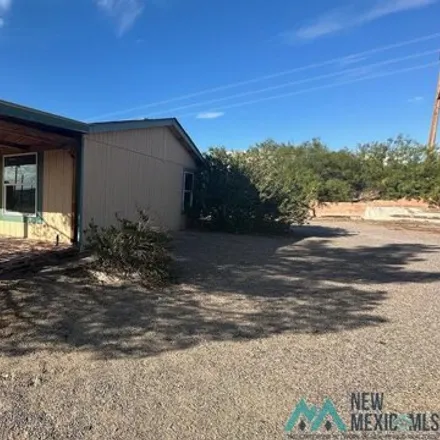 Buy this studio apartment on 133 Black Range Avenue in Elephant Butte, Sierra County