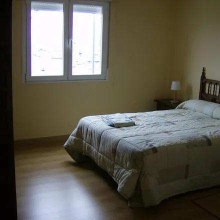 Rent this 2 bed apartment on Avenida da Coruña in 6, 15960 Ribeira