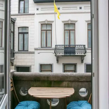 Image 4 - Rue de l'Arbre Bénit - Gewijde-Boomstraat 92, 1050 Ixelles - Elsene, Belgium - Apartment for rent