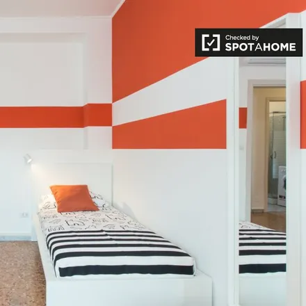 Image 5 - Via privata Conegliano, 5, 20127 Milan MI, Italy - Room for rent