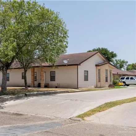 Image 1 - 8001 Cisne Street, Beto's Acres Colonia, Pharr, TX 78577, USA - House for sale