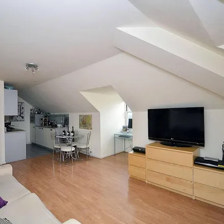 Rent this 1 bed apartment on 1-36 Tottenham Road in De Beauvoir Town, London