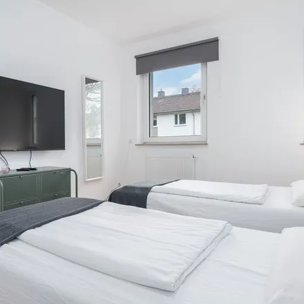 Rent this 2 bed apartment on Knutzenstraße 9 in 34127 Kassel, Germany