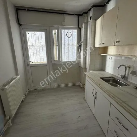 Rent this 2 bed apartment on unnamed road in 35160 Karabağlar, Turkey