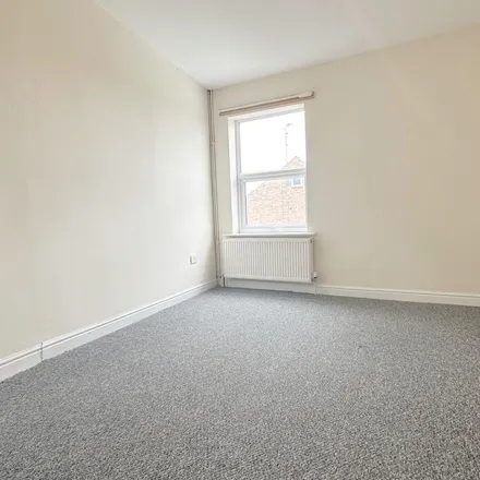 Image 7 - Campion Street, Arnold, NG5 8GS, United Kingdom - Townhouse for rent