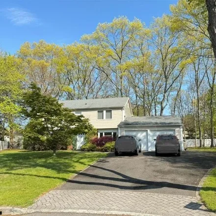 Image 1 - 3 Seward Ct, Stony Brook, New York, 11790 - House for sale