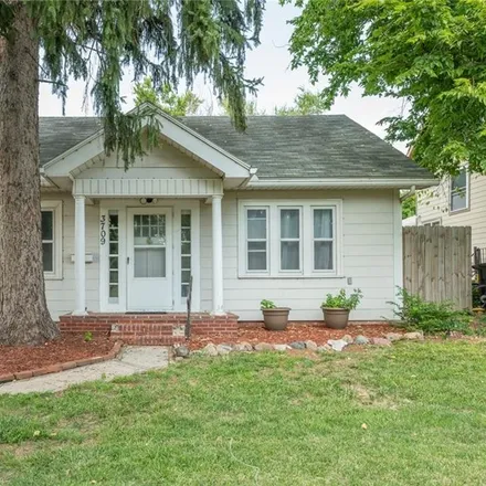 Buy this 3 bed house on 3709 Franklin Avenue in Des Moines, IA 50310