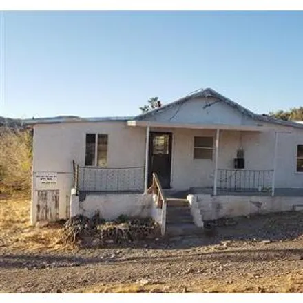 Buy this studio house on 522 Joyce Avenue in Kingman, AZ 86401