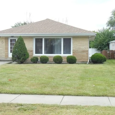 Rent this 3 bed house on 678 East Butterfield Road in Elmhurst, IL 60126