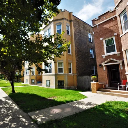 Image 2 - 6034 North Claremont Avenue, Chicago, IL 60645, USA - House for sale
