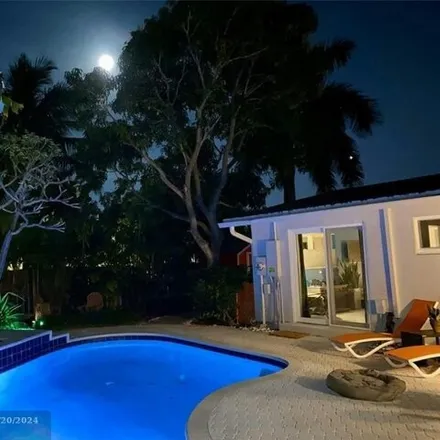 Image 5 - 689 Northeast 27th Drive, Wilton Manors, FL 33334, USA - House for sale