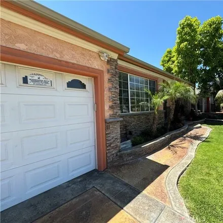 Image 5 - 5309 Hersholt Ave, California, 90712 - House for sale