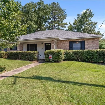 Buy this 3 bed house on 344 Twin Oaks Drive East in Pineville, LA 71360