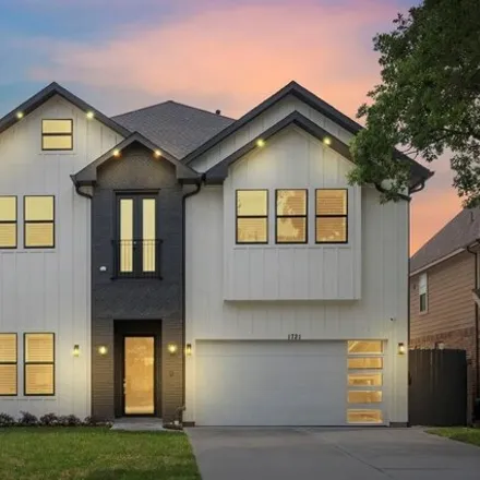 Buy this 5 bed house on 1721 Du Barry Ln in Houston, Texas