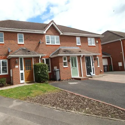 Rent this 3 bed house on Finmere Way in Sharmans Cross, B90 3SQ