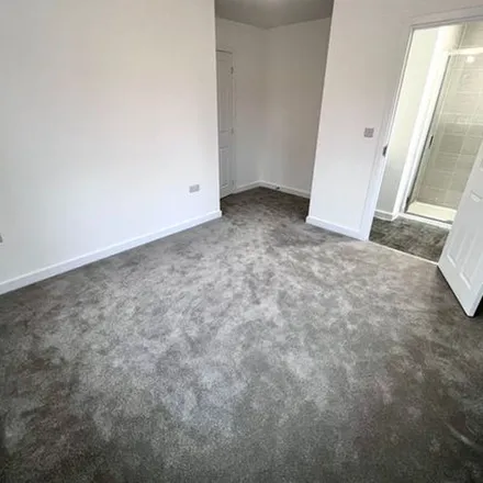 Rent this 3 bed apartment on 8 Robert Adam Road in Quarndon, DE22 2JS