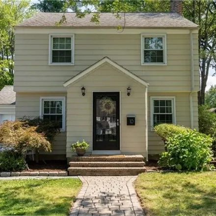 Buy this 3 bed house on 10 Tecumseh Road in West Hartford, CT 06117