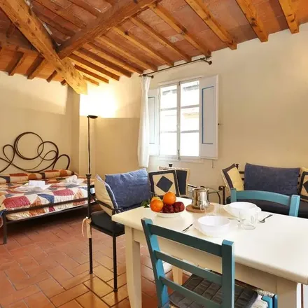 Image 3 - Via dei Cerchi 24 R, 50122 Florence FI, Italy - Apartment for rent