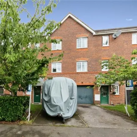 Buy this 3 bed townhouse on Bateman Close in Crewe, CW1 3DQ