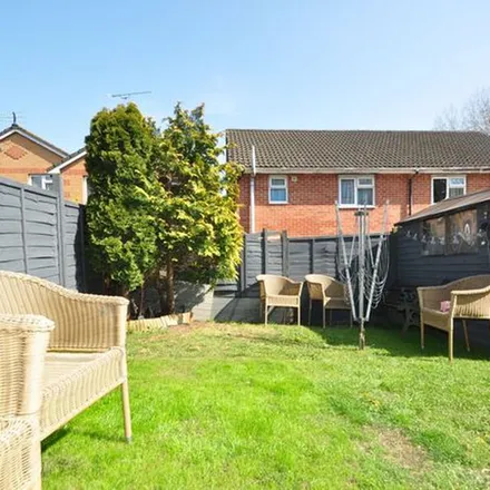 Rent this 3 bed apartment on Nelson Drive in Cowes, PO31 8QX