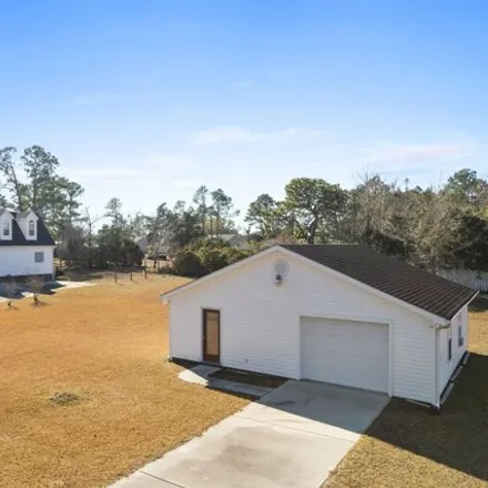 Image 2 - 26 Windover Drive, Boiling Spring Lakes, Brunswick County, NC 28461, USA - House for sale