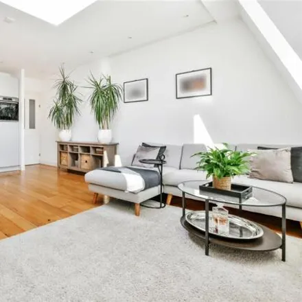 Rent this 2 bed apartment on 185 Sutherland Avenue in London, W9 1ET
