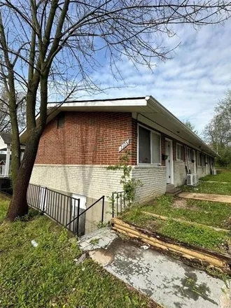 Buy this 1 bed house on 2135 Edmund Avenue in Hillsdale, Saint Louis County