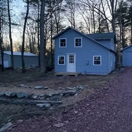 Buy this studio house on 9 Delaware Trail in Mohican Lake, Lumberland
