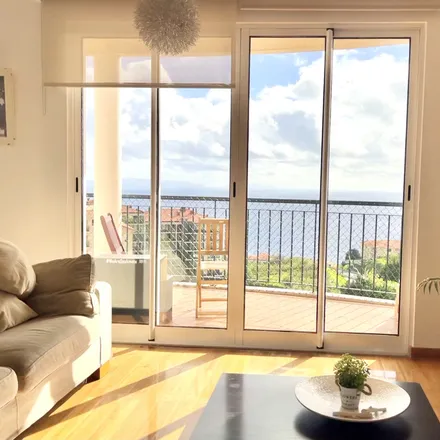 Rent this 1 bed room on unnamed road in 9125-257 Caniço, Madeira